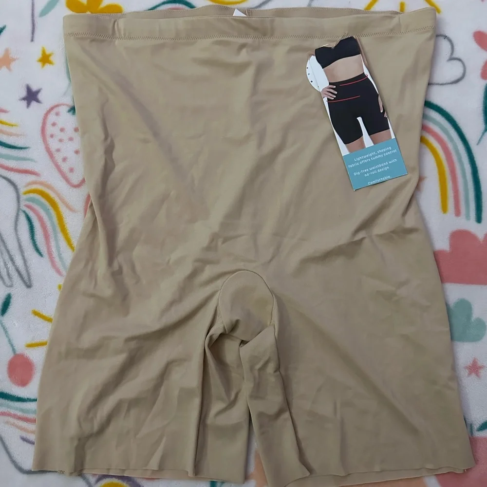 Assets by Spanxs Women's Tan Shapewear Shorts‎